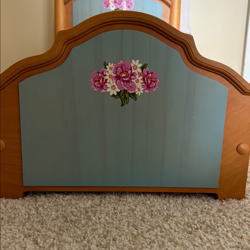 American Girl Marie Grace & Cecile Half Canopy Bed - Picture 10 of 10